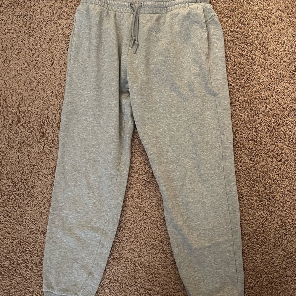 Adidas Gray Sweatpants with Elastic Cuffs and Tapered Legs